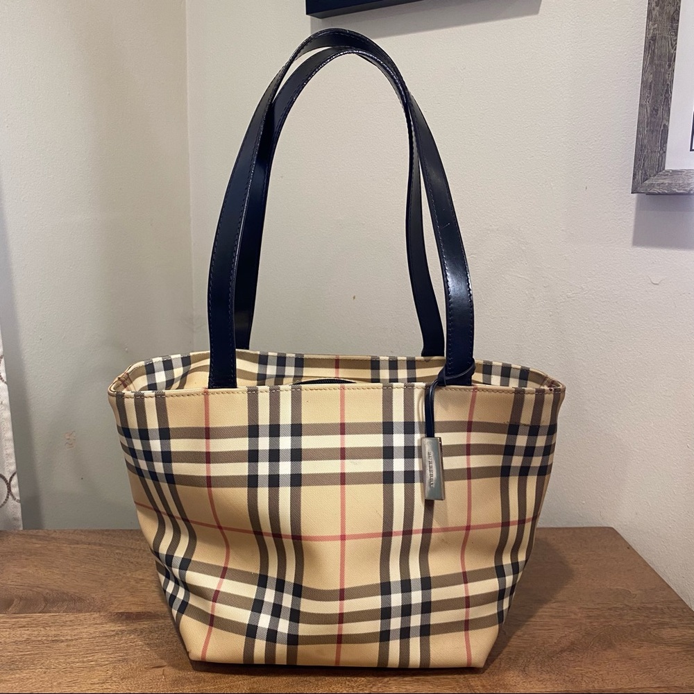 Original Authentic Tan Burberry 2 Handle- Tan Tote (Used - Read Description Box)